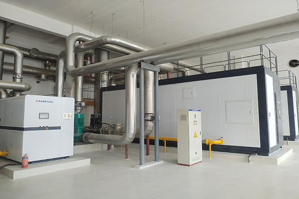 遼寧某機(jī)關(guān)單位使用方快鍋爐4臺(tái)燃?xì)庹婵諢崴仩t