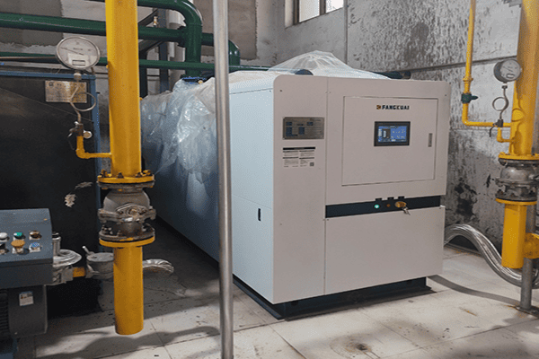 蘭州某電源車輛研究公司使用方快一臺燃氣熱水鍋爐案例